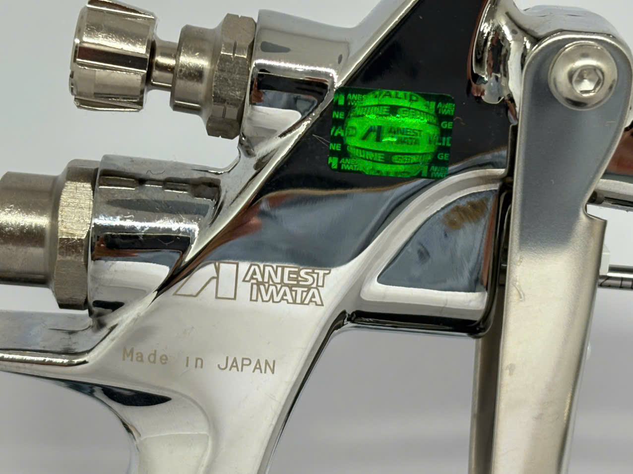 WS-200 Anest iwata spray gun